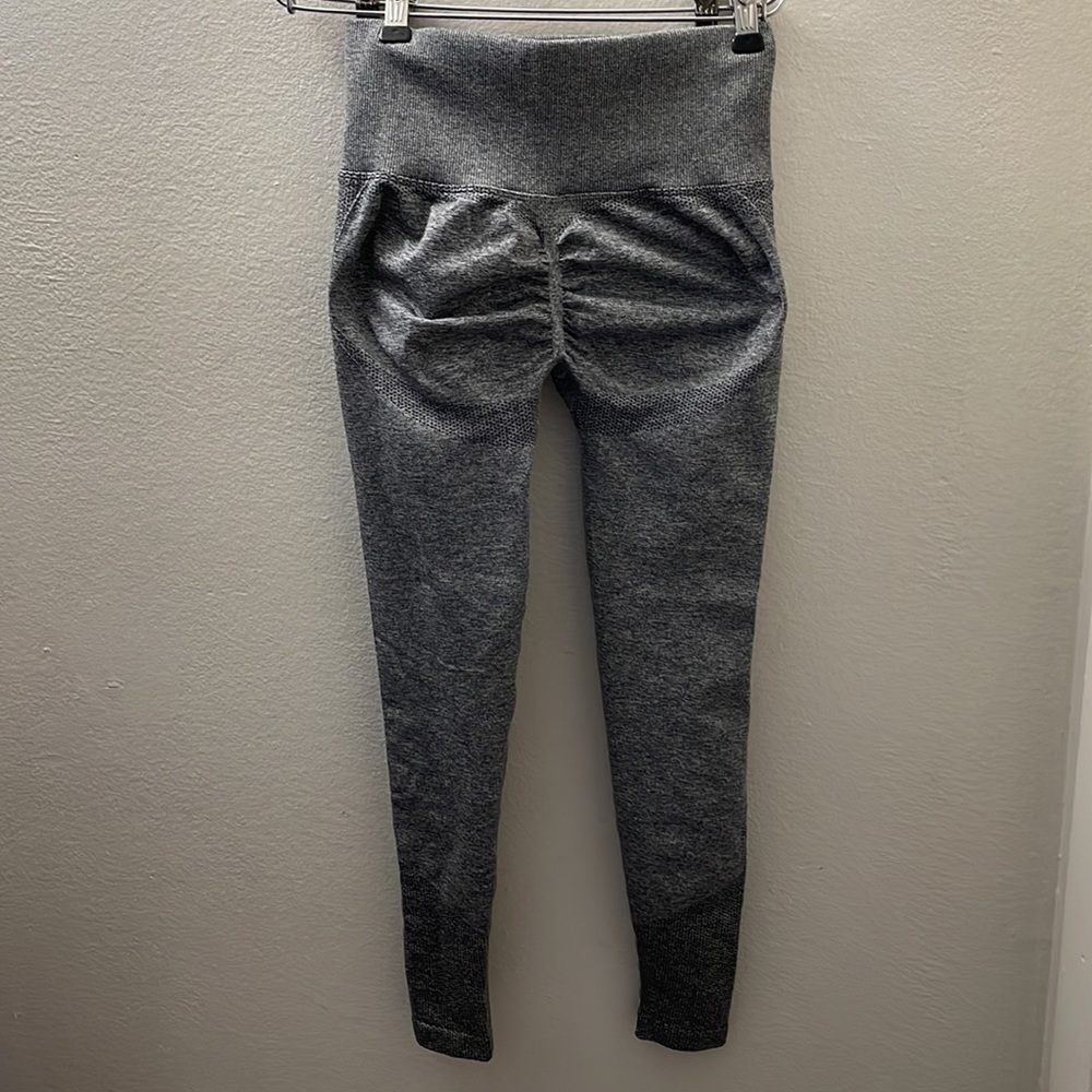 Booty Scrunch Shaping Leggings<3